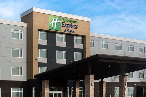 Holiday Inn Express & Suites/West Edmonton Mall 